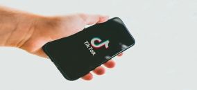 剛贏了域名的TikTok，又被訴侵權(quán)